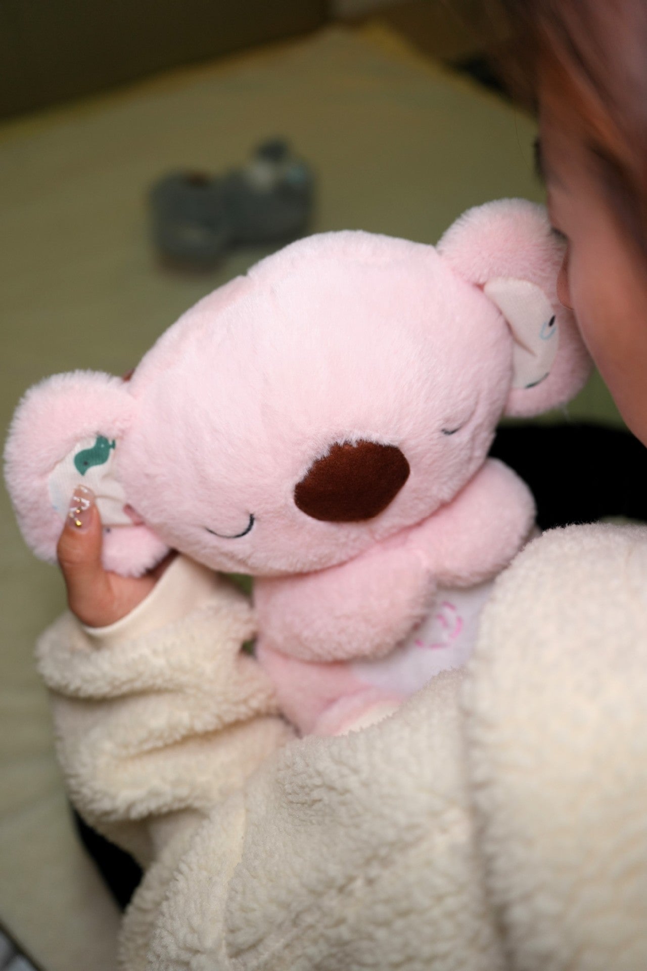 Peluche Koala Apaisante Lumineuse – Berceuse & Respiration Guidée – Aide au Sommeil pour Enfants Anxieux, TDAH, TSA