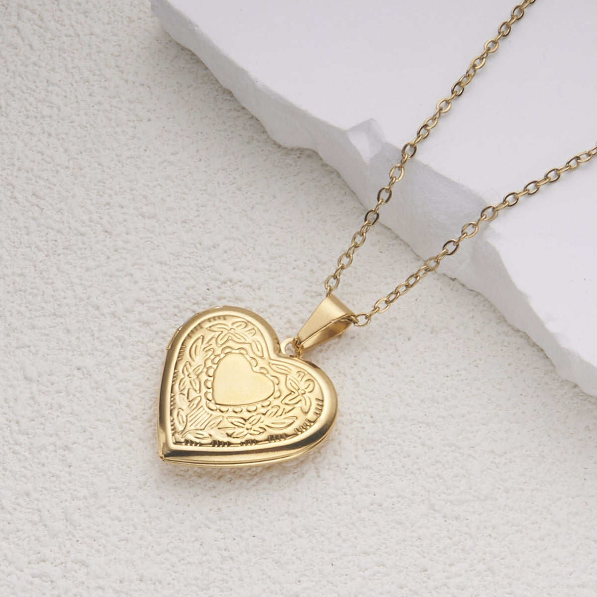 Collier Femme Cœur Personnalisé avec Boîte Album Photo – Acier Inoxydable Doré