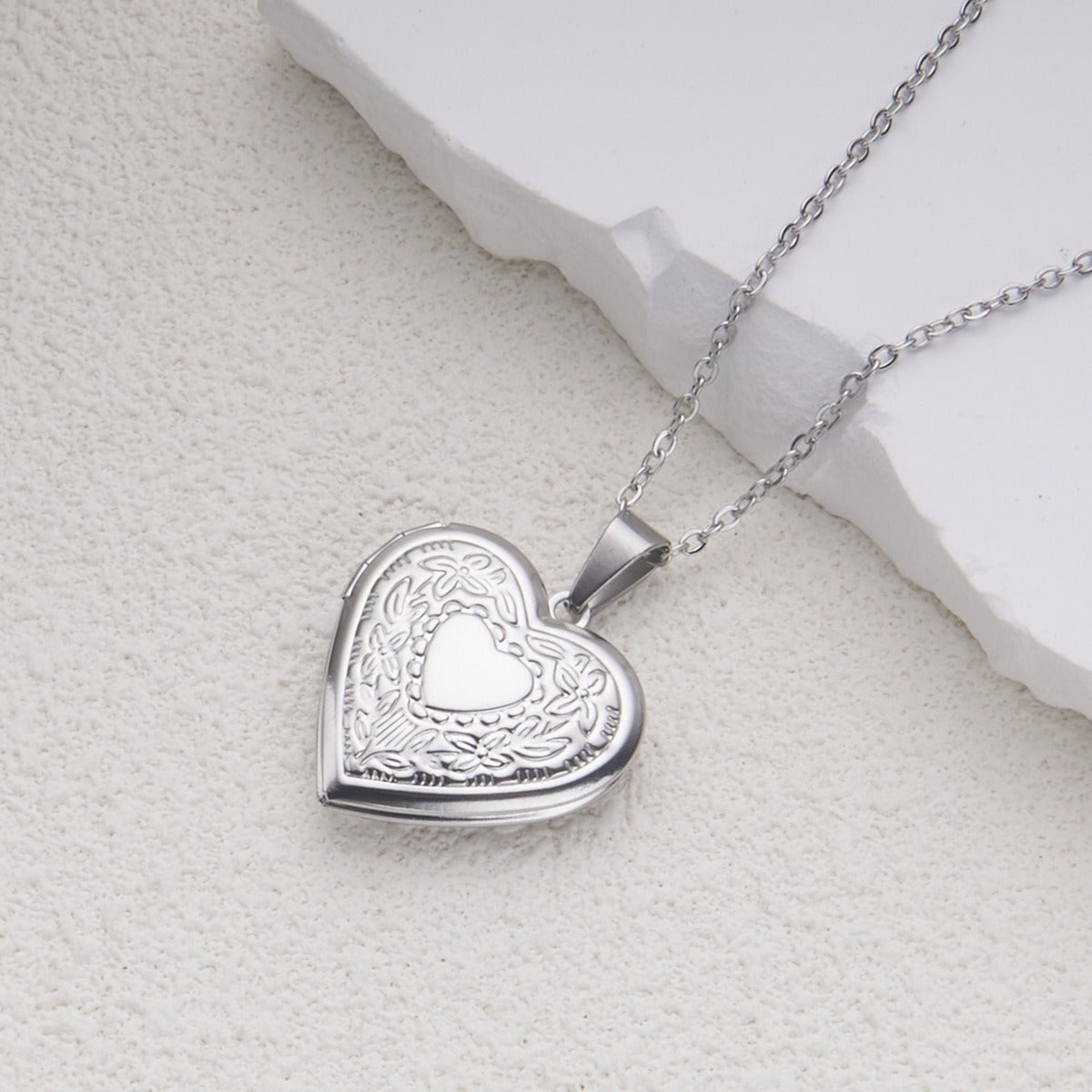 Collier Femme Cœur Personnalisé avec Boîte Album Photo – Acier Inoxydable Doré