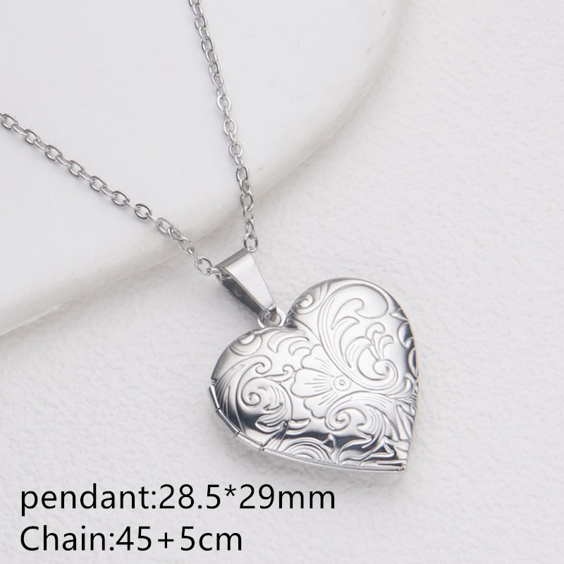 Collier Femme Cœur Personnalisé avec Boîte Album Photo – Acier Inoxydable Doré