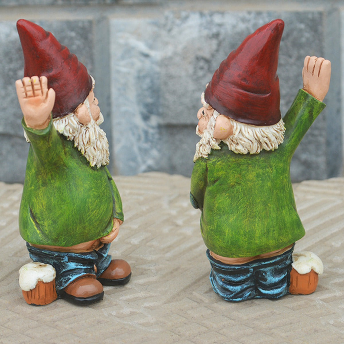 Nain de Jardin Rigolo – Statue Résine Décorative, Ornement Drôle Arrosant un Arbre