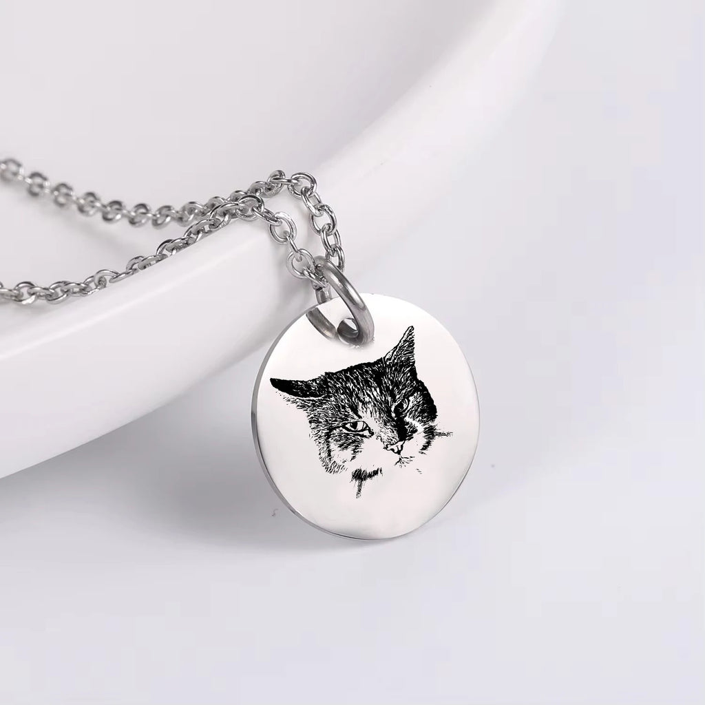 Collier Photo Animal Personnalisé Femme – Bijou Chat ou Chien avec Fleurs du Mois – Acier Inoxydable
