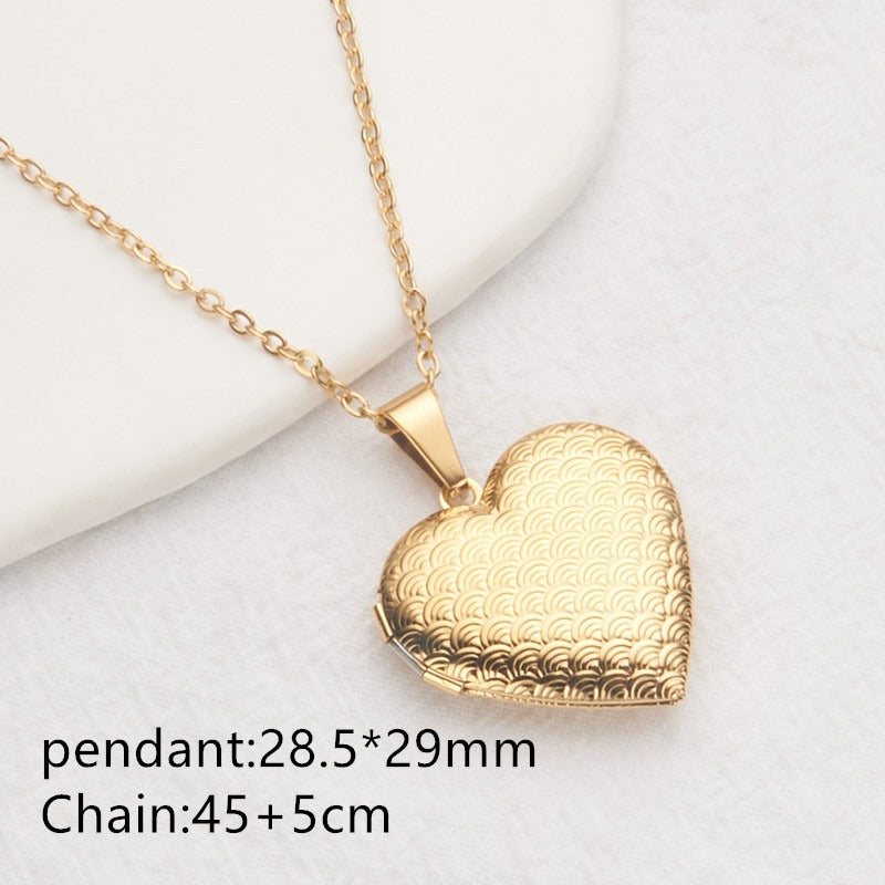Collier Femme Cœur Personnalisé avec Boîte Album Photo – Acier Inoxydable Doré