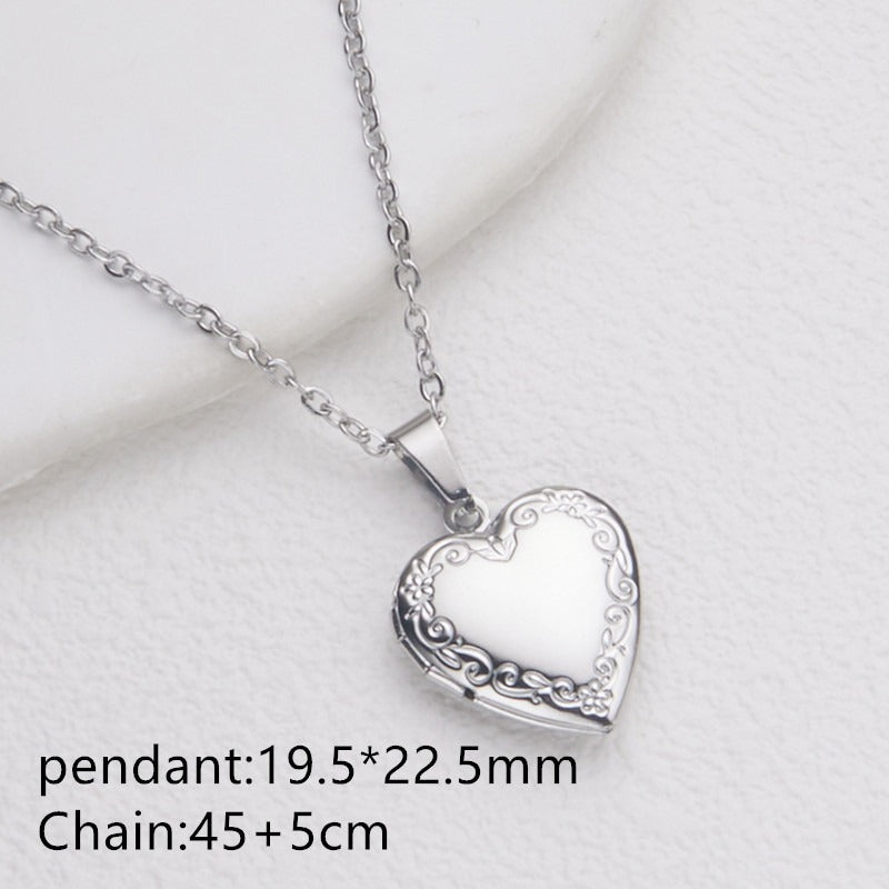 Collier Femme Cœur Personnalisé avec Boîte Album Photo – Acier Inoxydable Doré
