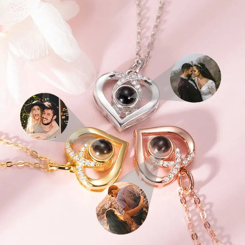 Collier Photo Personnalisé avec Projection – Bijou Cœur Gravé, Cadeau Femme, Amour & Souvenir